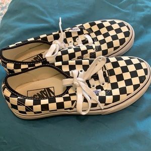 Checked lace up vans. Size US Woman 7 Men 5.5